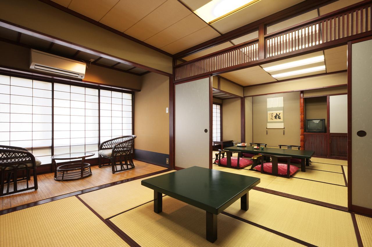 Hotel Nishiya Yonezawa Zewnętrze zdjęcie