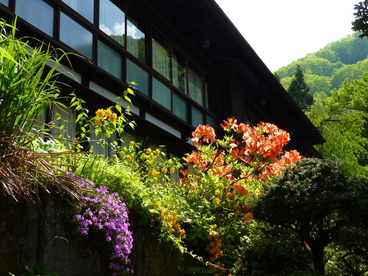 Hotel Nishiya Yonezawa Zewnętrze zdjęcie