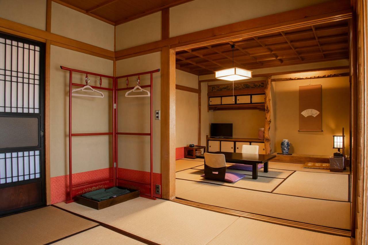 Hotel Nishiya Yonezawa Zewnętrze zdjęcie