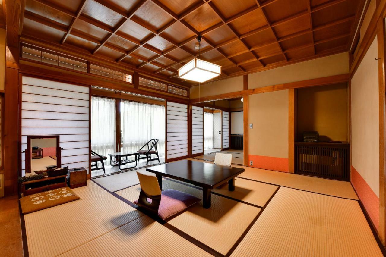 Hotel Nishiya Yonezawa Zewnętrze zdjęcie