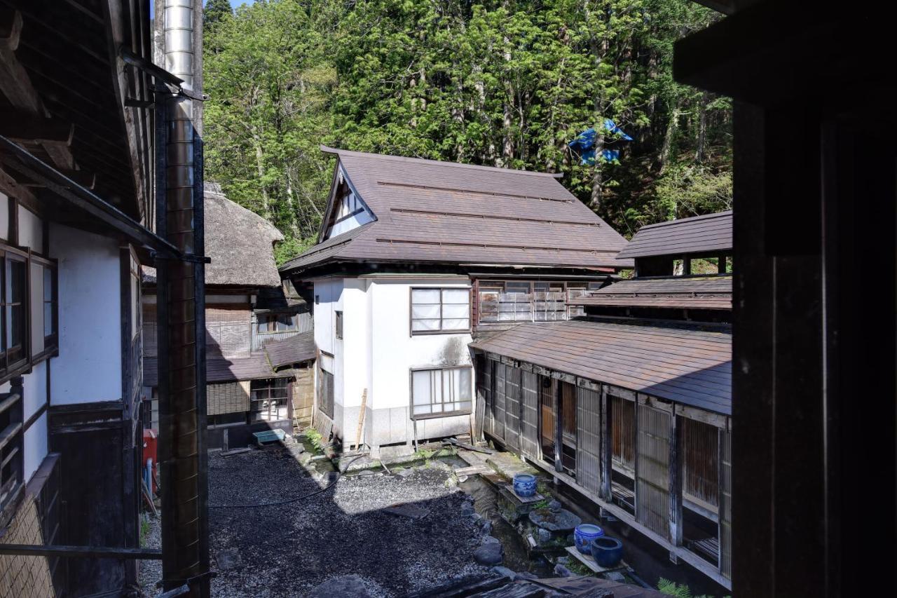 Hotel Nishiya Yonezawa Zewnętrze zdjęcie