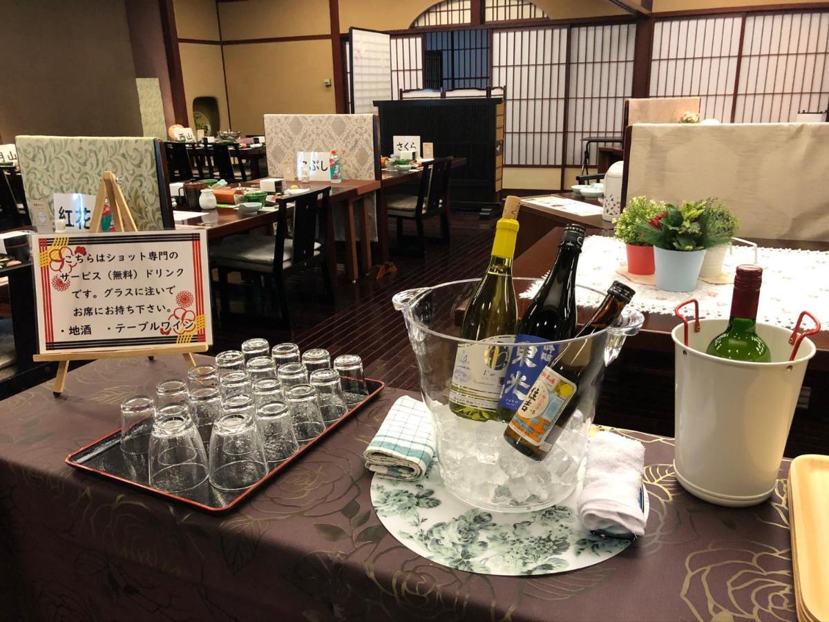 Hotel Nishiya Yonezawa Zewnętrze zdjęcie